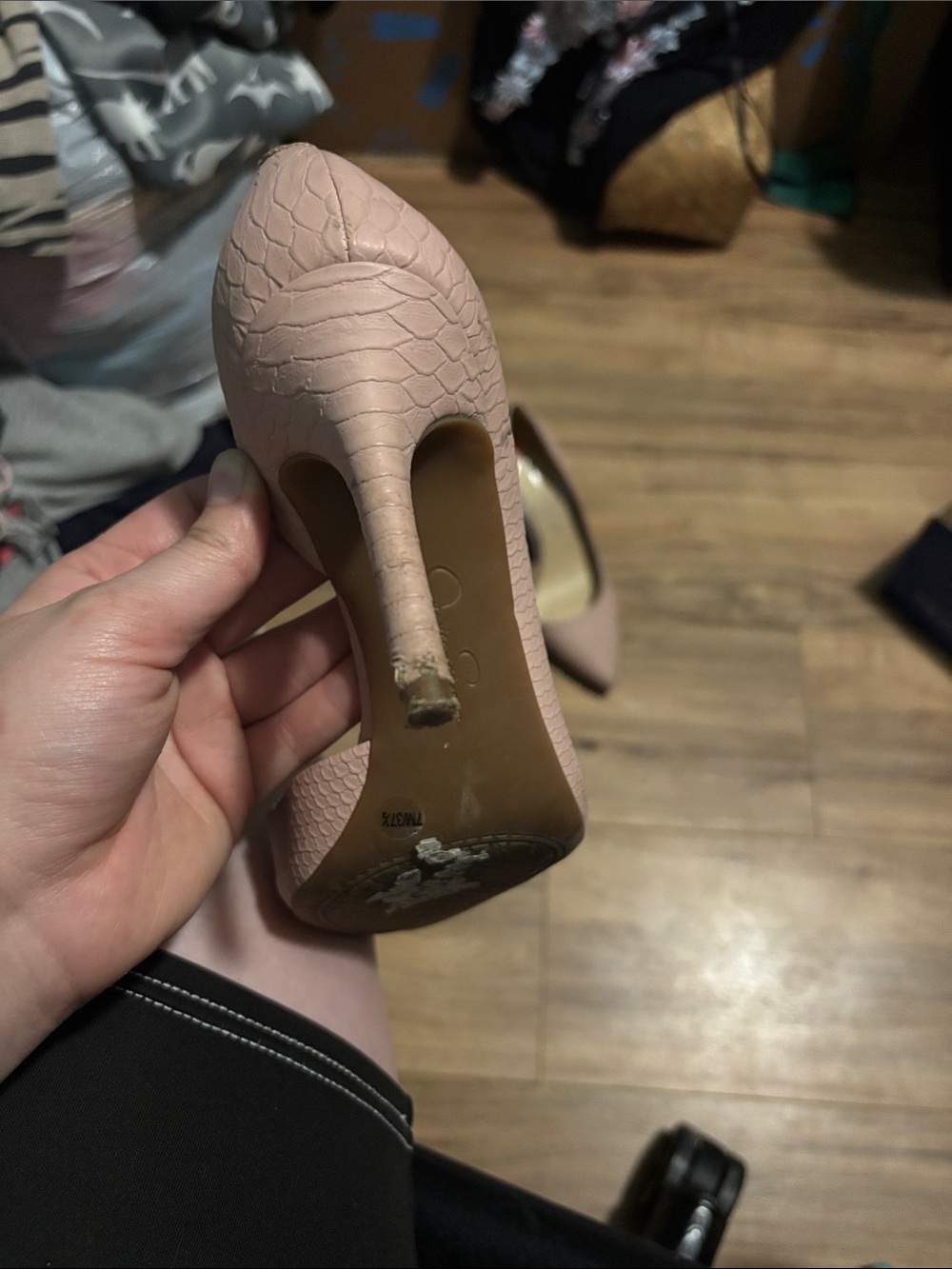 Jessica Simpson Blush Pointed-Toe D'Orsay Pumps - Picture 2 of 8